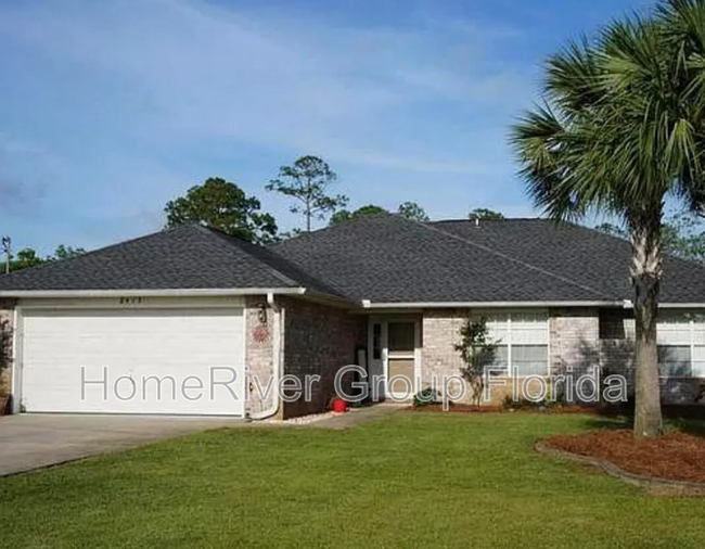 2412 Pleasant Point Cir in Navarre, FL - Building Photo - Building Photo