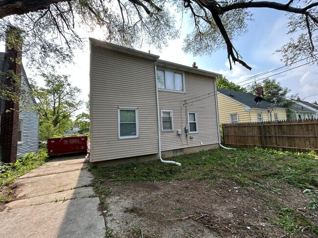 20091 Hickory St in Detroit, MI - Building Photo - Building Photo