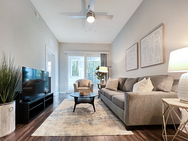124 S Morgan St in Tampa, FL - Building Photo - Building Photo