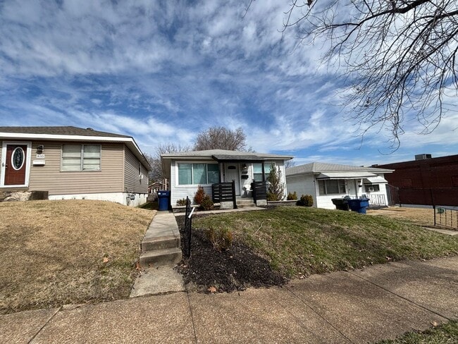 831 Hornsby Ave in St. Louis, MO - Building Photo - Building Photo