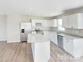 1079 Cone Blvd in Nashville, TN - Building Photo - Building Photo