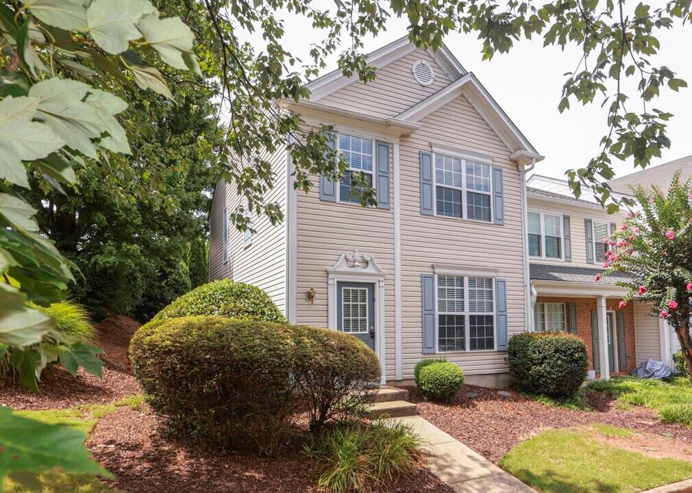 5710 Reps Trce in Norcross, GA - Building Photo
