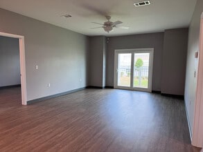 Andrews Place Apartments in Ozark, AL - Building Photo - Building Photo