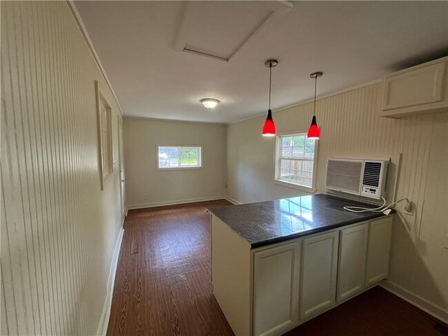 2804 Emogene St in Mobile, AL - Building Photo - Building Photo