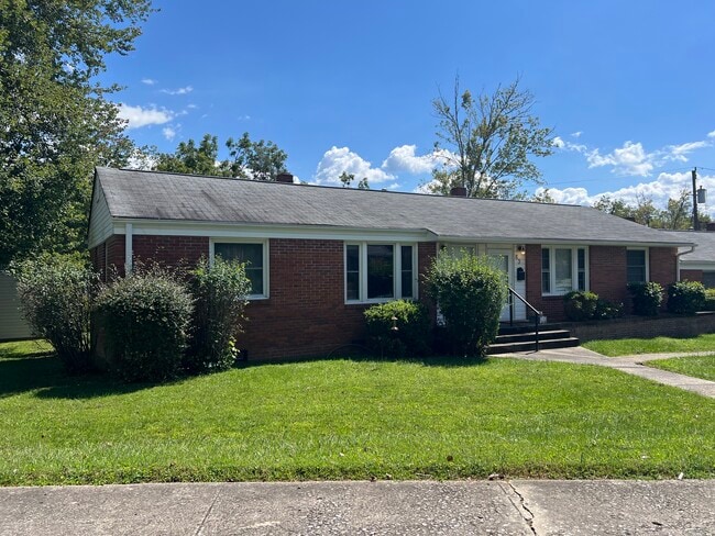 property at 61 Trowbridge Ln