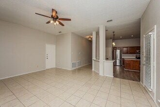 1145 Devonshire Dr in Desoto, TX - Building Photo - Building Photo