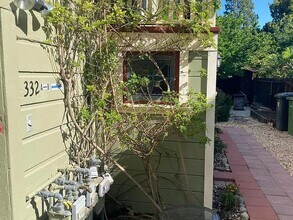 332 Bayview St, Unit Unit A: Loft Cottage in San Rafael, CA - Foto de edificio - Building Photo