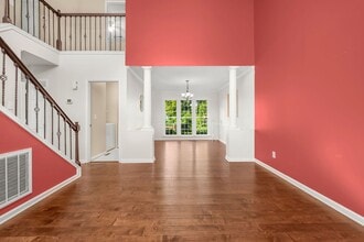 201 St Regis Ln in Kernersville, NC - Building Photo - Building Photo