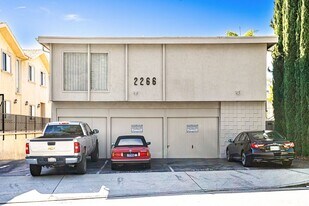 del226 in Montrose, CA - Building Photo