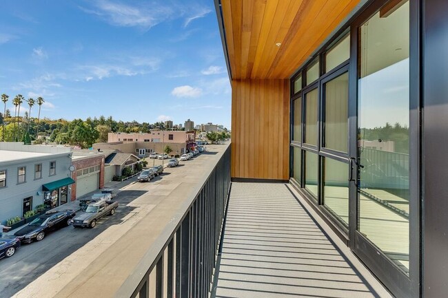 4435 Piedmont Ave in Oakland, CA - Building Photo - Building Photo