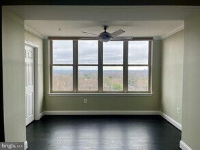 11776 Stratford House Pl in Reston, VA - Building Photo - Building Photo