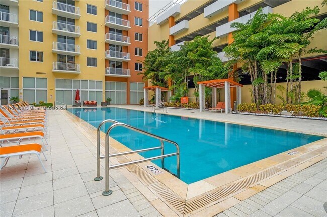 2775 NE 187th St, Unit 509 in Aventura, FL - Foto de edificio - Building Photo