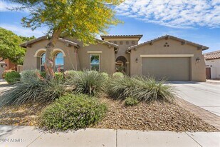 15741 W Harvard St in Goodyear, AZ - Building Photo