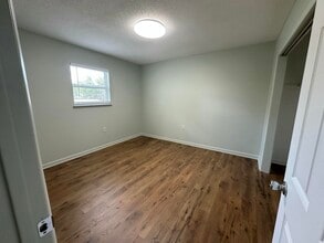 532 Schneider Dr in Fort Walton Beach, FL - Building Photo - Building Photo