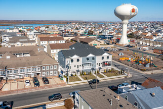 100 N Decatur Ave in Margate City, NJ - Building Photo - Building Photo