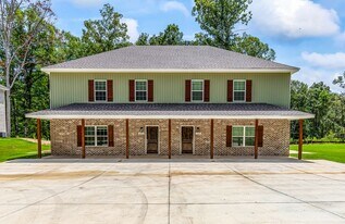 909 Logan Ct in Auburn, AL - Building Photo