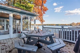 246 N Shore Rd in Killingly, CT - Building Photo - Building Photo