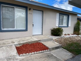 292 Winter Ridge Blvd in Winter Haven, FL - Building Photo