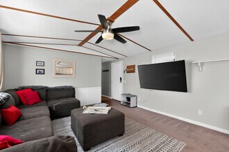 9166 Porter Rd in Ryland Heights, KY - Building Photo - Building Photo