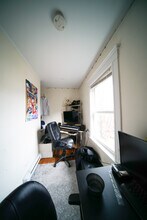 8 Sawyer Terrace, Unit 1D in Boston, MA - Building Photo - Building Photo