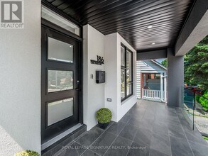 186 Oak Park Ave in Toronto, ON - Building Photo - Building Photo