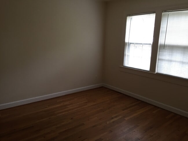 1401 S Edgewood St, Unit 486 in Arlington, VA - Building Photo - Building Photo