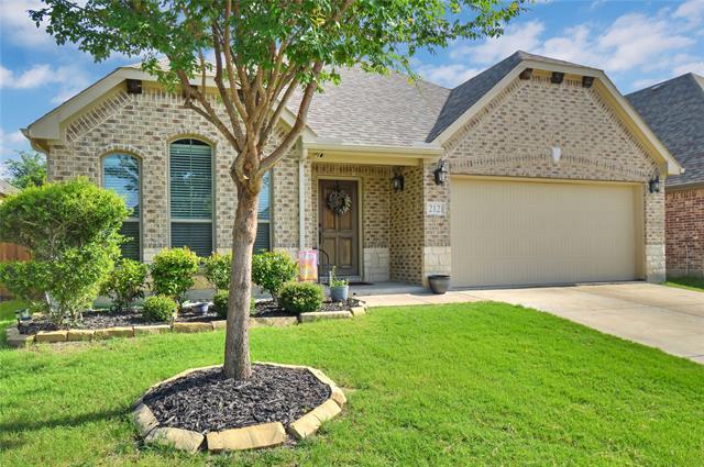 2121 Victoria Ln in Princeton, TX - Foto de edificio - Building Photo