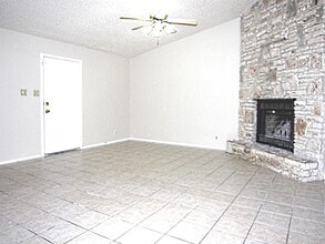 21513 Coyote Trail in Lago Vista, TX - Building Photo - Building Photo