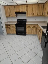 4114 Inverrary Dr in Lauderhill, FL - Building Photo - Building Photo