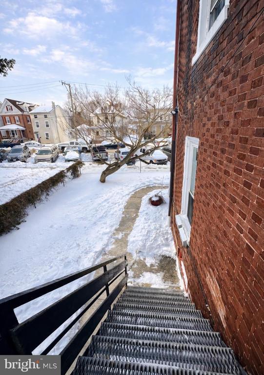 property at 125 E 4th Ave