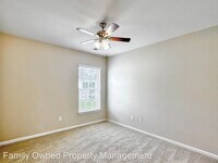 261 Emerald Isle Dr photo'