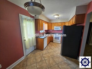 116 Christie Ln in Panama City, FL - Building Photo - Building Photo