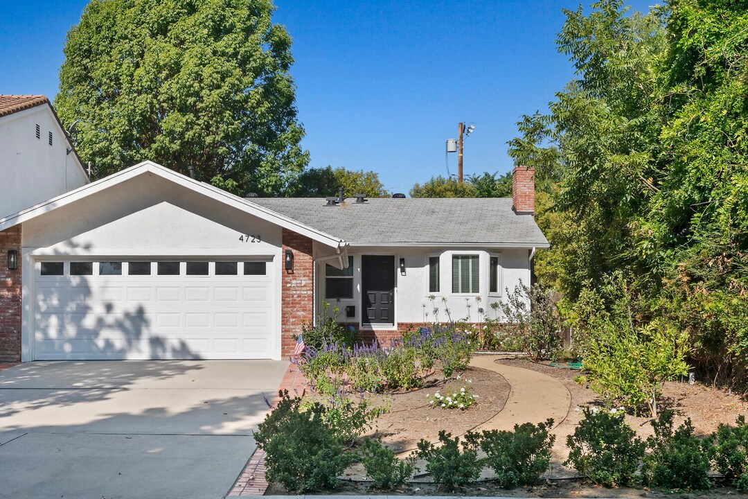 4723 Norwich Ave in Sherman Oaks, CA - Foto de edificio