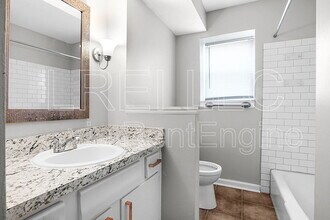 4500 Landside Dr in Louisville, KY - Building Photo - Building Photo