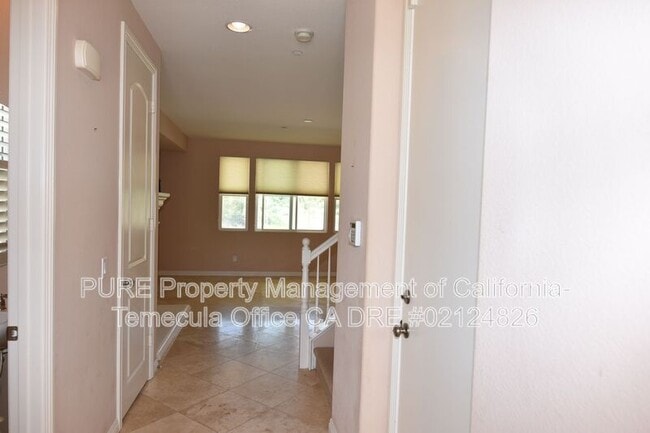 3868 Lake Cir Dr in Fallbrook, CA - Foto de edificio - Building Photo