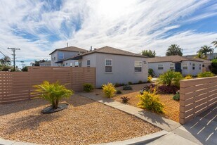 2067 Emerald St in San Diego, CA - Building Photo