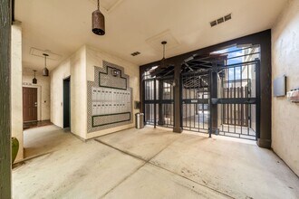 225 Lexington Ave in San Antonio, TX - Foto de edificio - Building Photo