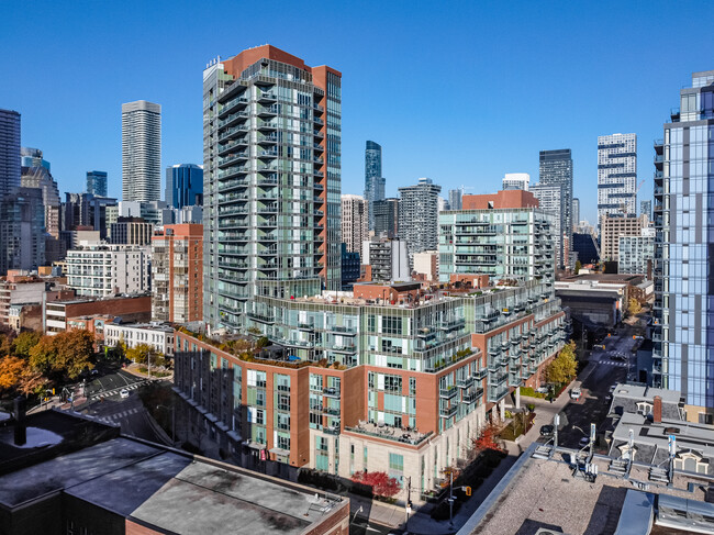 The VU Lofts in Toronto, ON - Building Photo - Building Photo