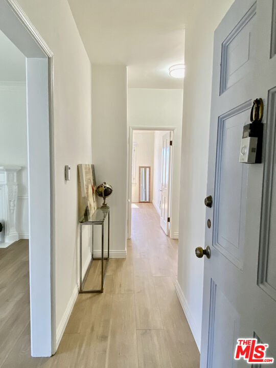 1235 S Orlando Ave in Los Angeles, CA - Building Photo - Building Photo