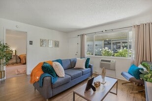 The Spoke in Davis, CA - Building Photo