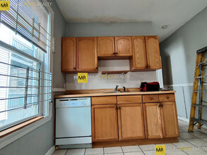 31 Chester St, Unit 1 in Boston, MA - Foto de edificio - Building Photo