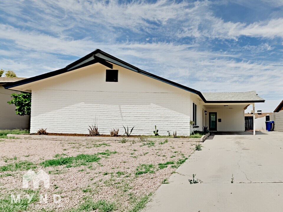 2528 E Hermosa Dr in Tempe, AZ - Building Photo