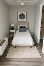 Arbor Grove Lorain in Lorain, OH - Building Photo - Building Photo