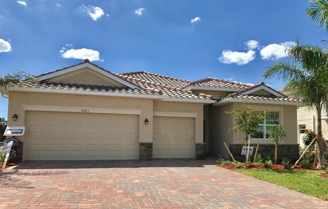 property at 2093 Satsuma Ln
