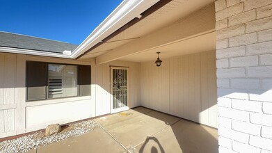 12402 W Allegro Dr in Sun City West, AZ - Building Photo - Building Photo