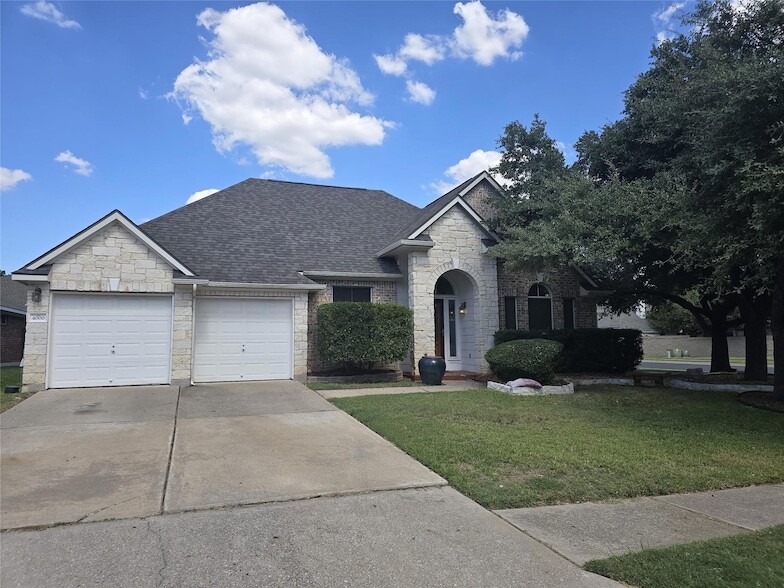 4000 Galena Hills Dr. in Round Rock, TX - Foto de edificio