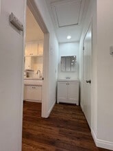 235 & 237 W. Tujunga Ave. in Burbank, CA - Building Photo - Interior Photo