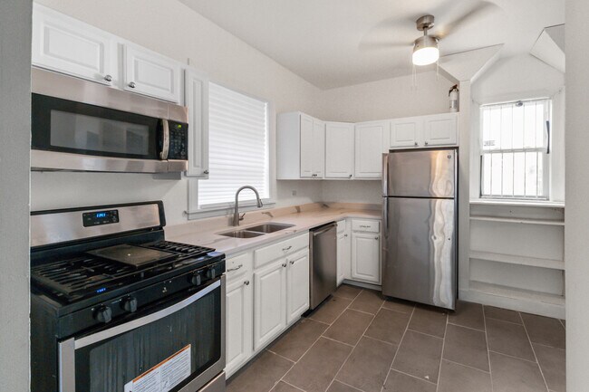 7552 S Union Ave in Chicago, IL - Building Photo - Building Photo