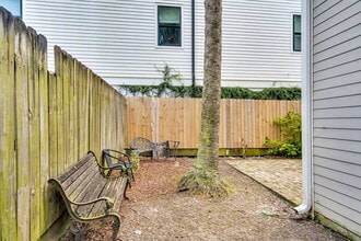 1836 Baronne St in New Orleans, LA - Building Photo - Building Photo