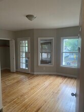 134 Shelton Ave, Unit 2 in New Haven, CT - Building Photo - Building Photo